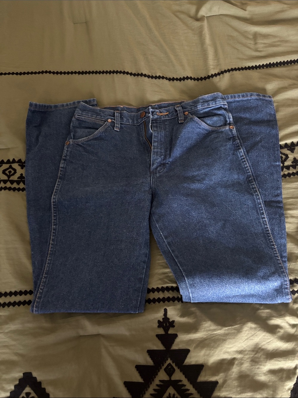Wrangler Relaxed Fit Dark Blue Denim Jeans